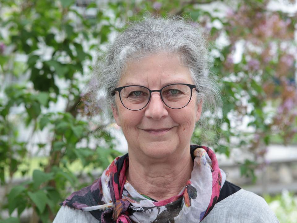 Ina Praetorius ist die Erfinderin und Gründerin von «Wirtschaft ist Care».