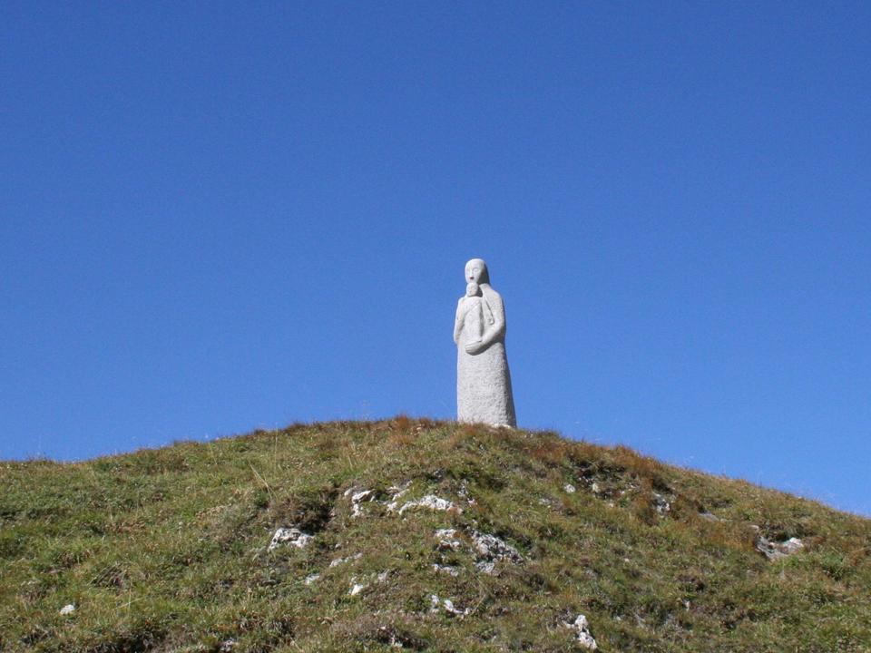 Marienstatue auf dem Lukmanier