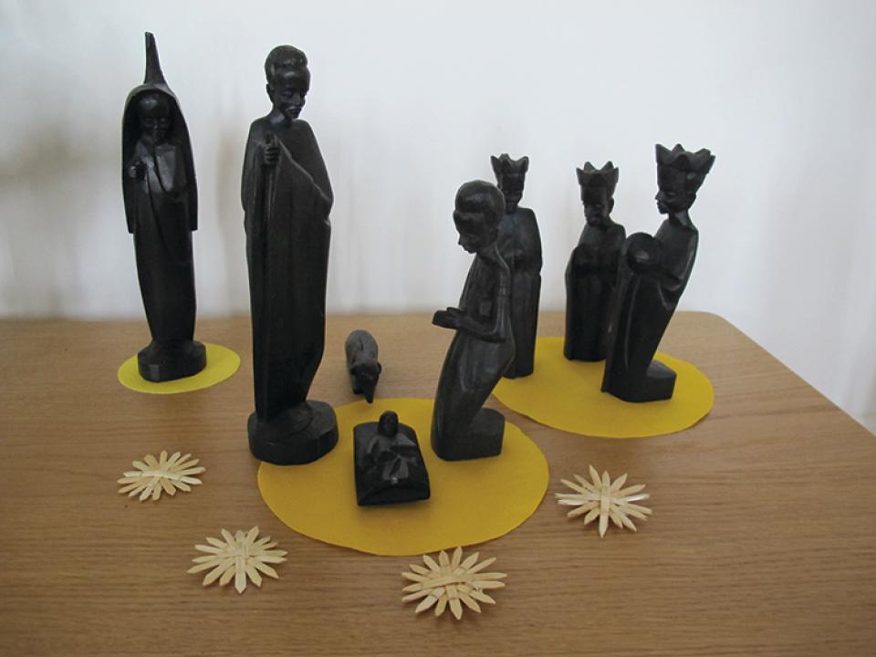Zaire: Krippenfiguren aus Ebenholz