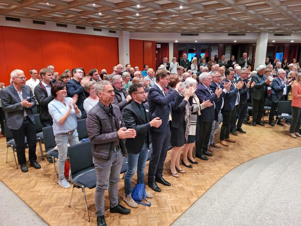 Standing Ovations
