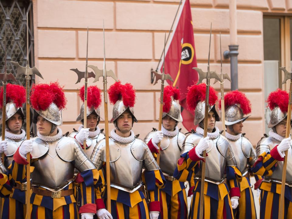 Vereidigung der Schweizer Gardisten Kanton Glarus