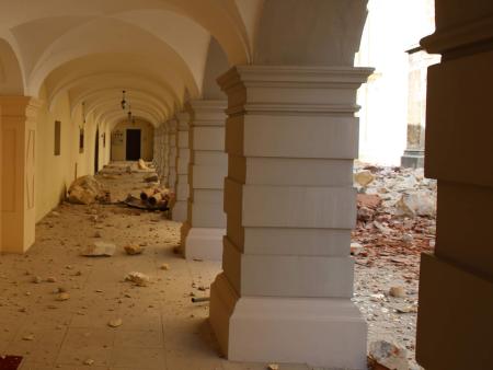 Schäden des grossen Erdbebens vom 22. März 2020