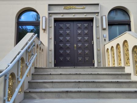 Eine Tür für die Moschee