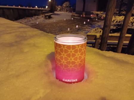 Ein Licht gegen die Armut