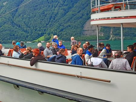 Entspannt auf der zweistündigen Schifffahrt