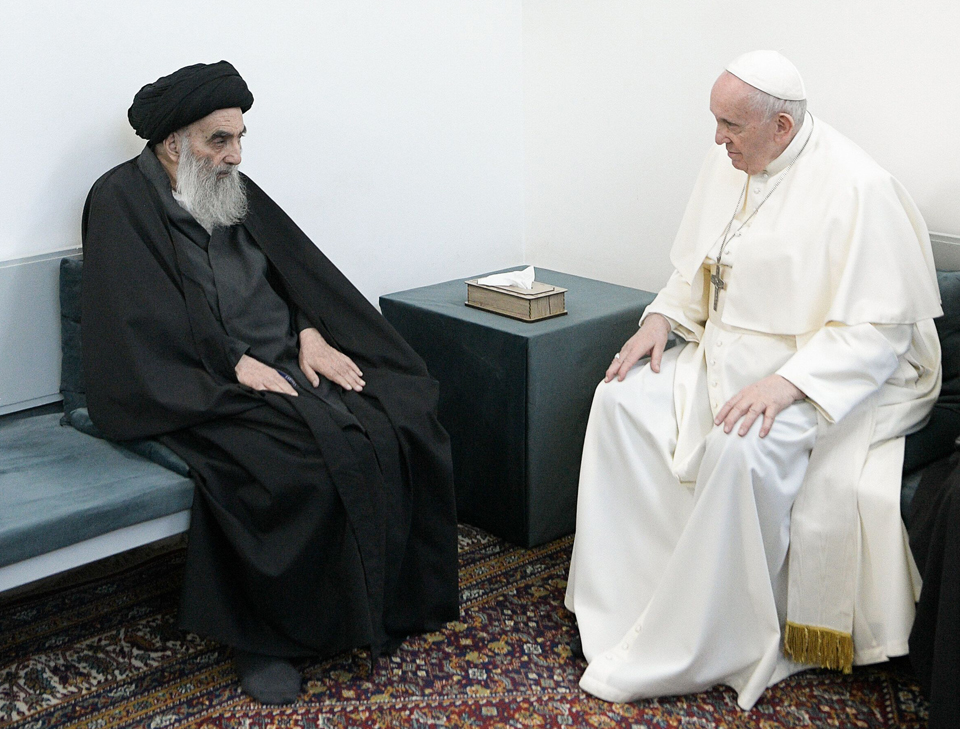 Schiitenführer Grossajatollah Ali al-Sistani und Papst Franziskus in Nadschaf in Irak am 6. März 2021.
