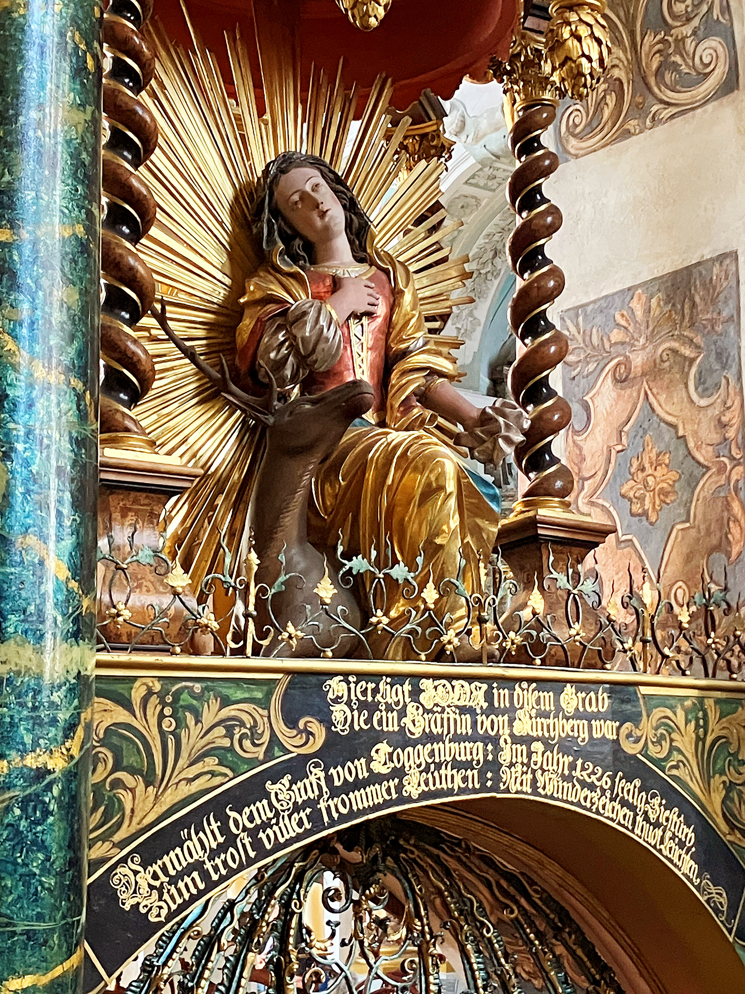 Heiligenstatue